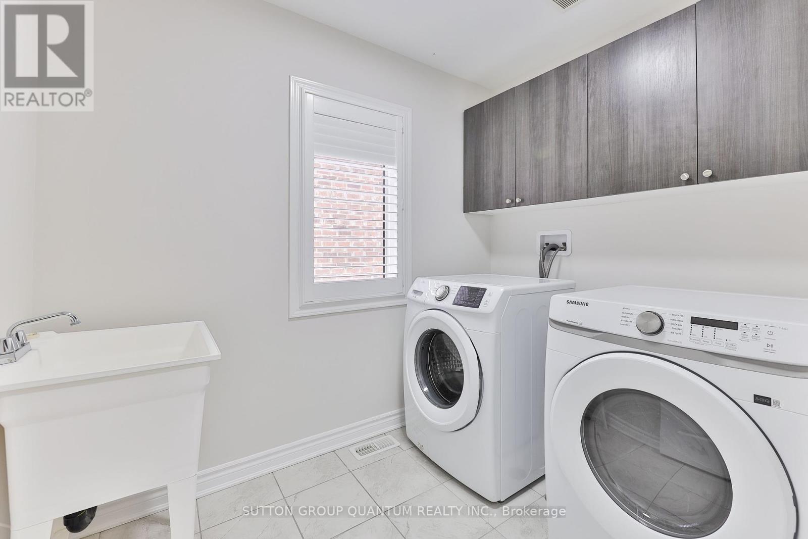 295 Jean Landing, Milton (Fo Ford), Ontario  L9E 1C6 - Photo 37 - W12208984