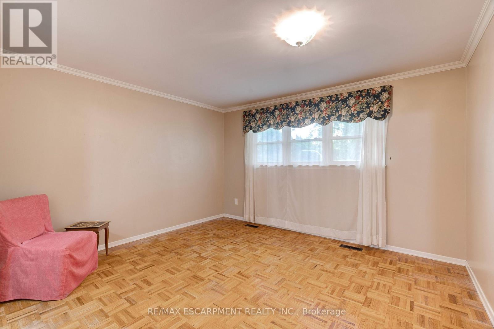 1489 Rusholme Crescent, Burlington, Ontario  L7M 1M4 - Photo 24 - W12209023