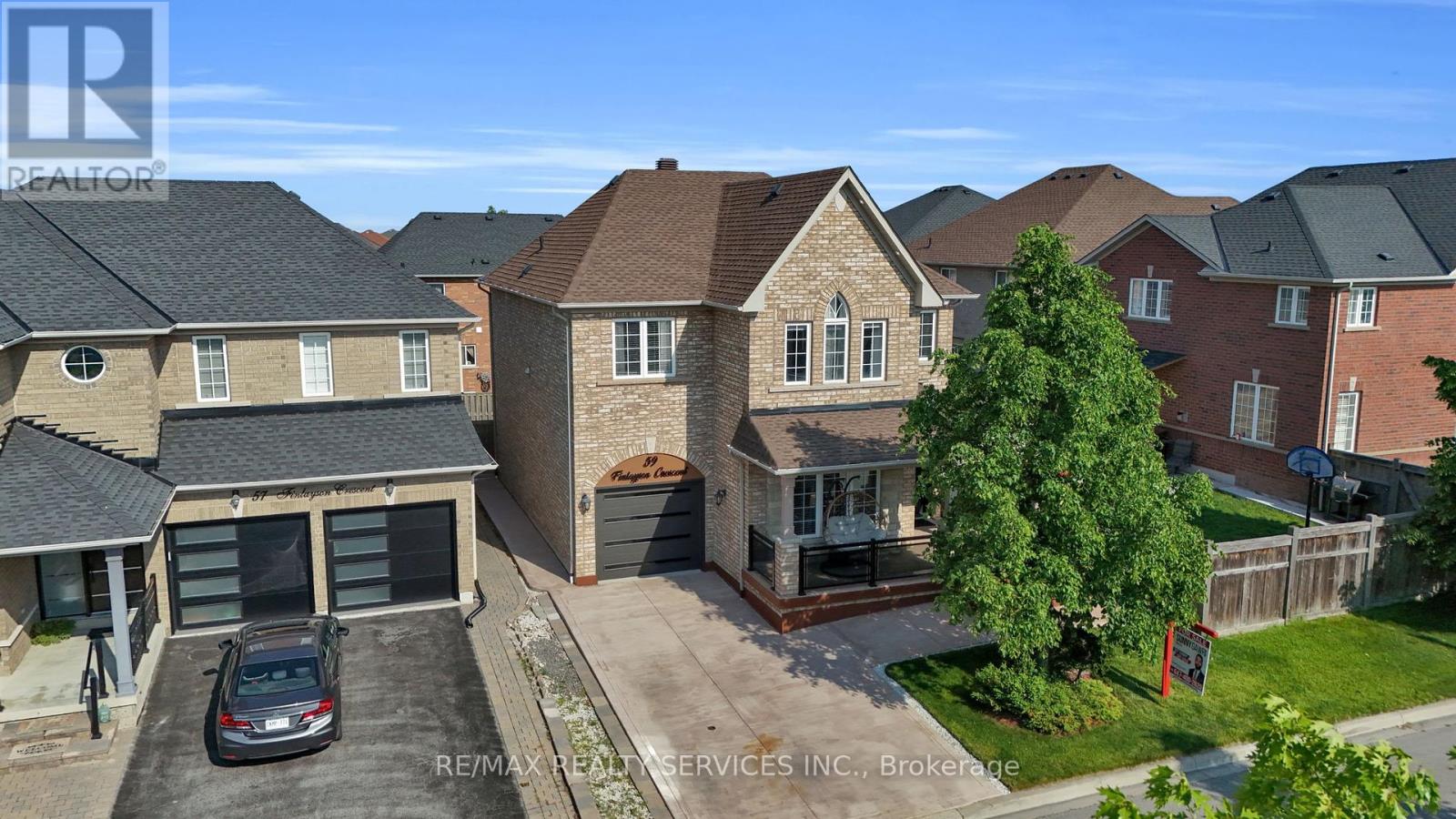 59 Finlayson Crescent, Brampton (Sandringham-Wellington), Ontario  L6R 0L6 - Photo 1 - W12209063