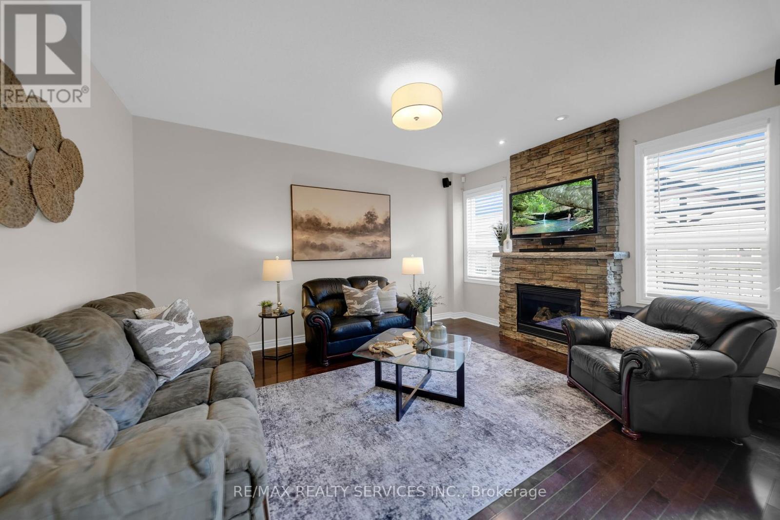 59 Finlayson Crescent, Brampton (Sandringham-Wellington), Ontario  L6R 0L6 - Photo 17 - W12209063
