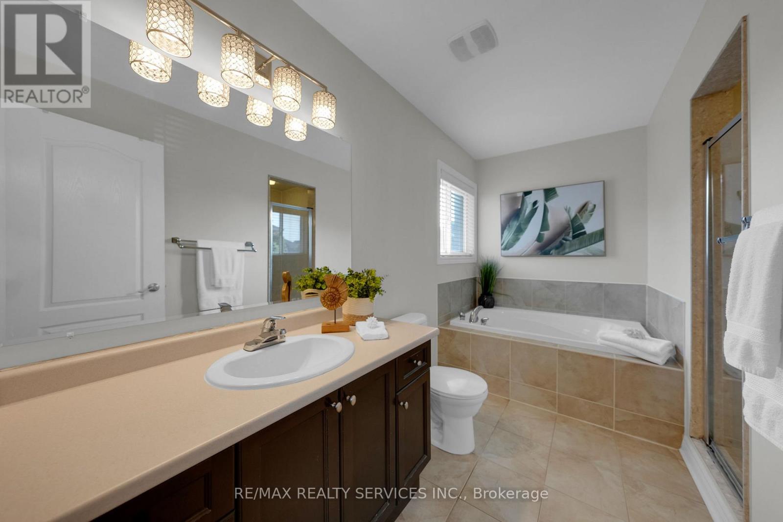 59 Finlayson Crescent, Brampton (Sandringham-Wellington), Ontario  L6R 0L6 - Photo 27 - W12209063