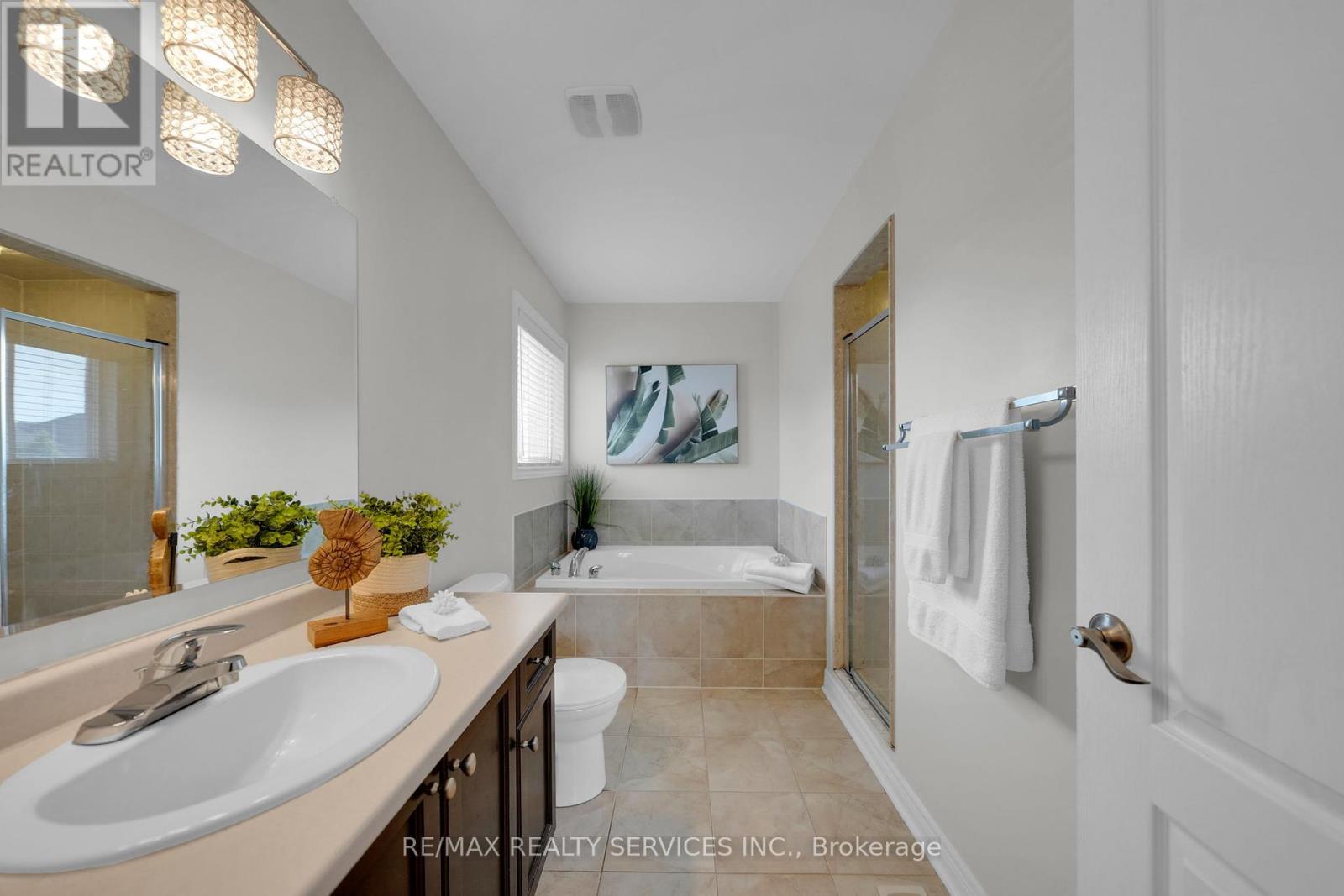 59 Finlayson Crescent, Brampton (Sandringham-Wellington), Ontario  L6R 0L6 - Photo 29 - W12209063