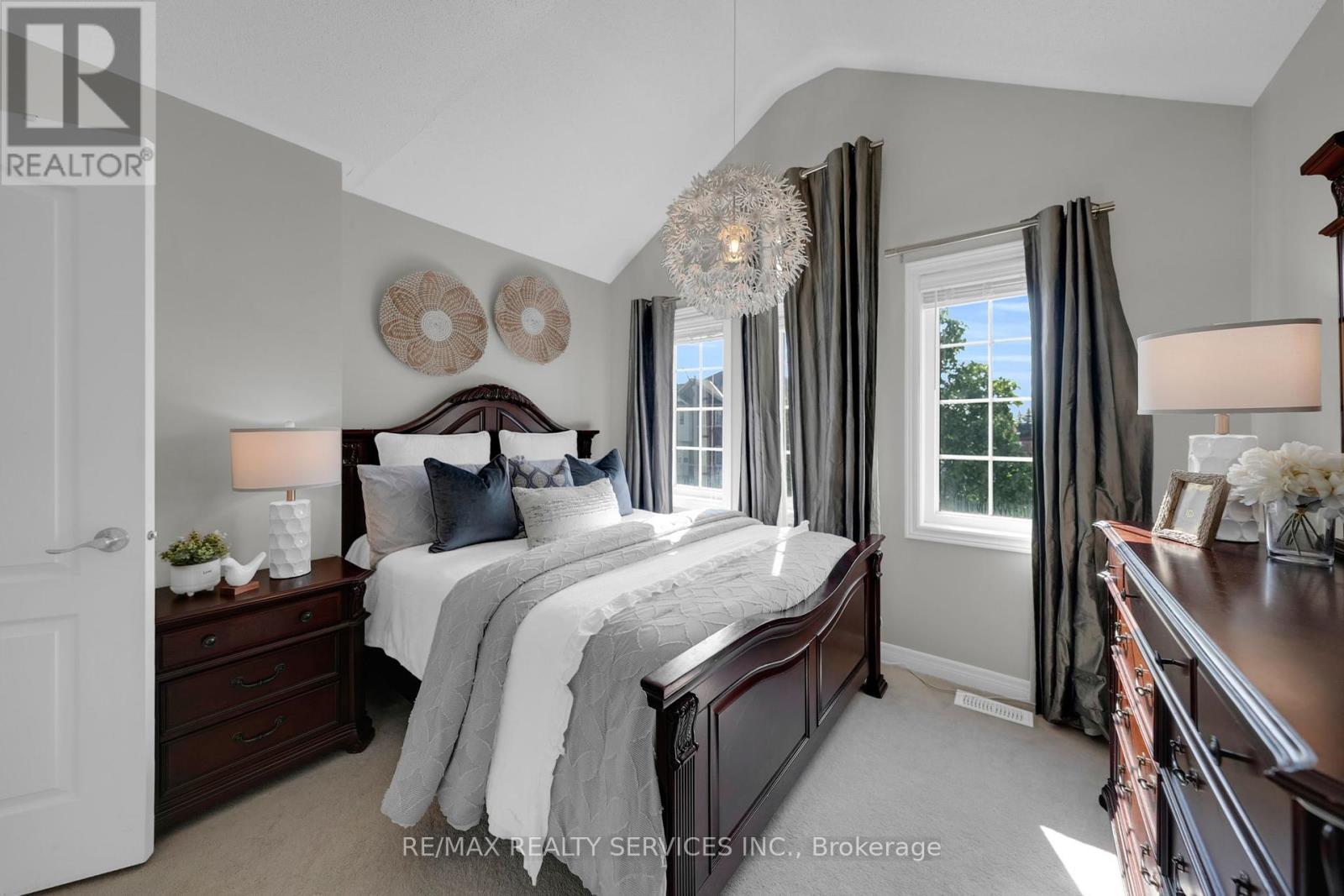 59 Finlayson Crescent, Brampton (Sandringham-Wellington), Ontario  L6R 0L6 - Photo 36 - W12209063