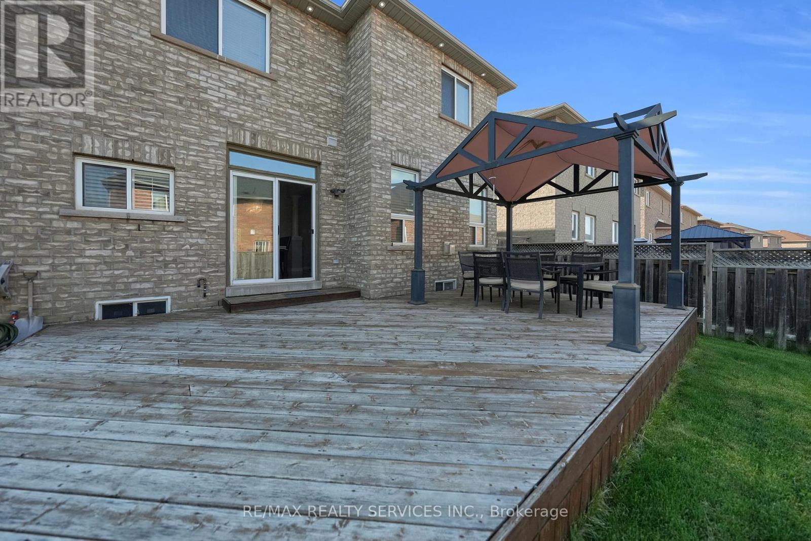 59 Finlayson Crescent, Brampton (Sandringham-Wellington), Ontario  L6R 0L6 - Photo 39 - W12209063