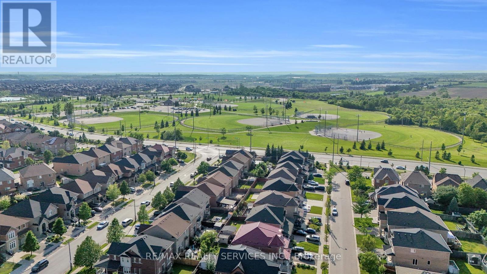 59 Finlayson Crescent, Brampton (Sandringham-Wellington), Ontario  L6R 0L6 - Photo 48 - W12209063