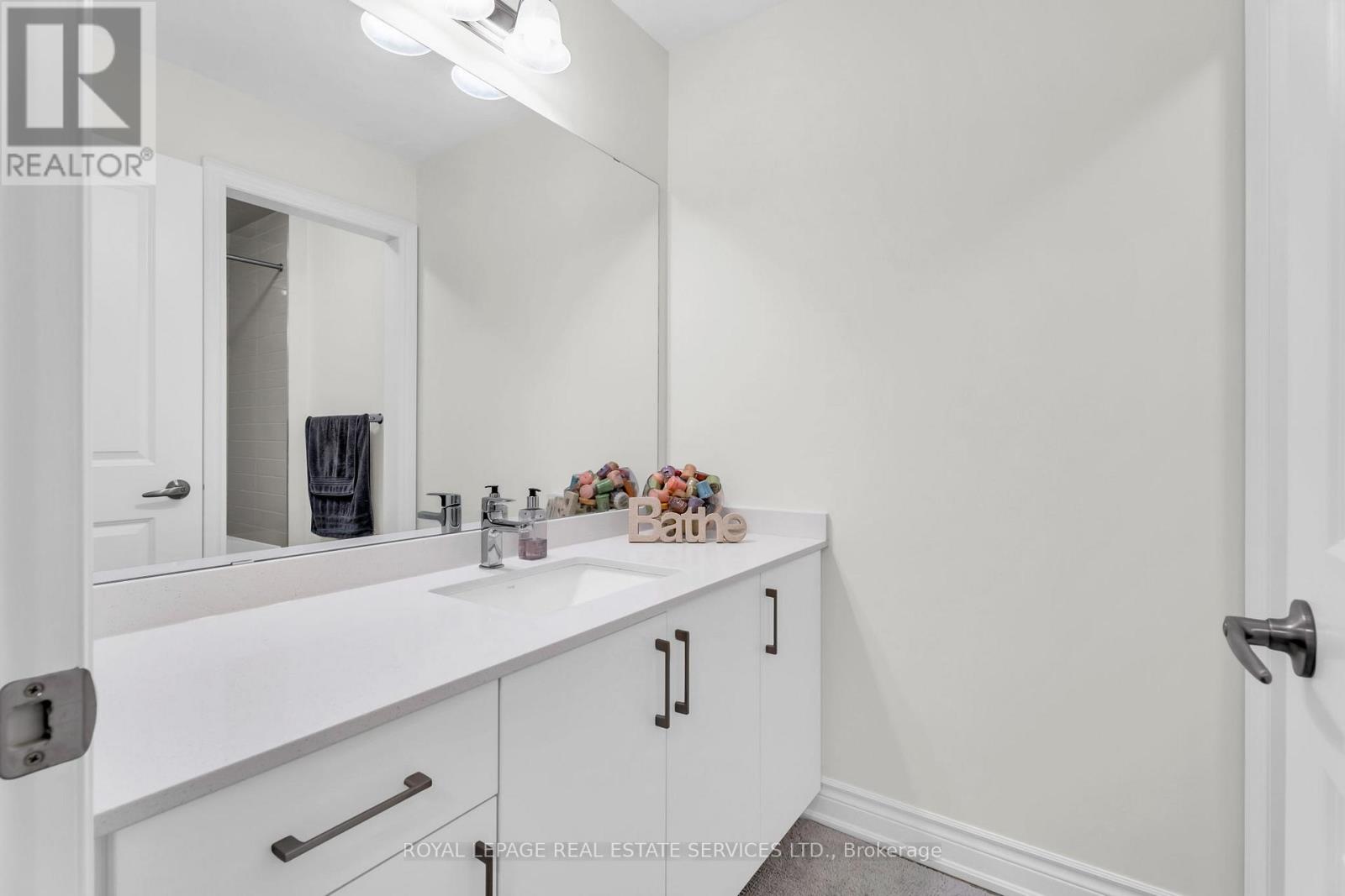 Upper - 4 Hammerslea Court, Brampton, Ontario  L6Y 2A5 - Photo 26 - W12209081