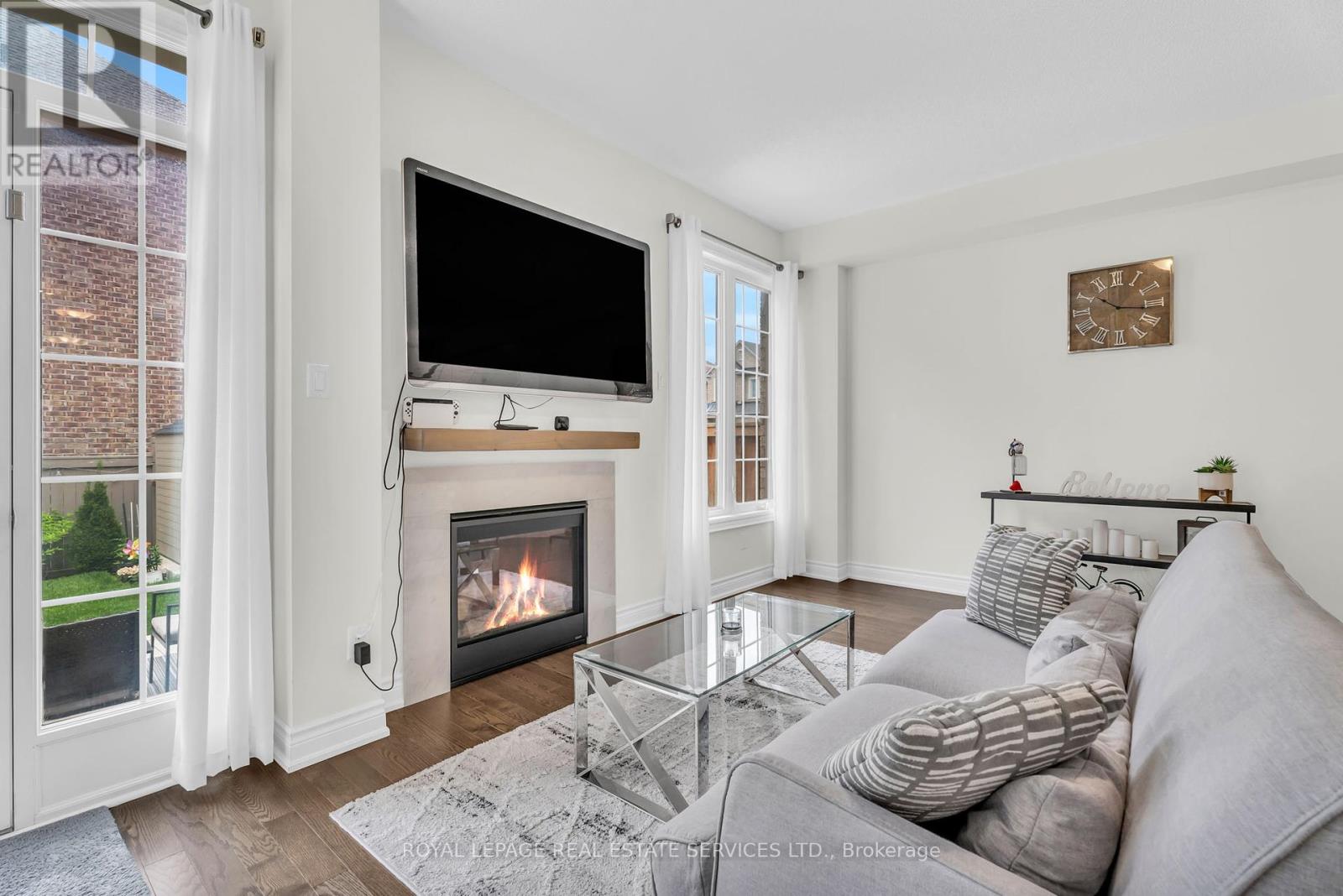 Upper - 4 Hammerslea Court, Brampton, Ontario  L6Y 2A5 - Photo 9 - W12209081