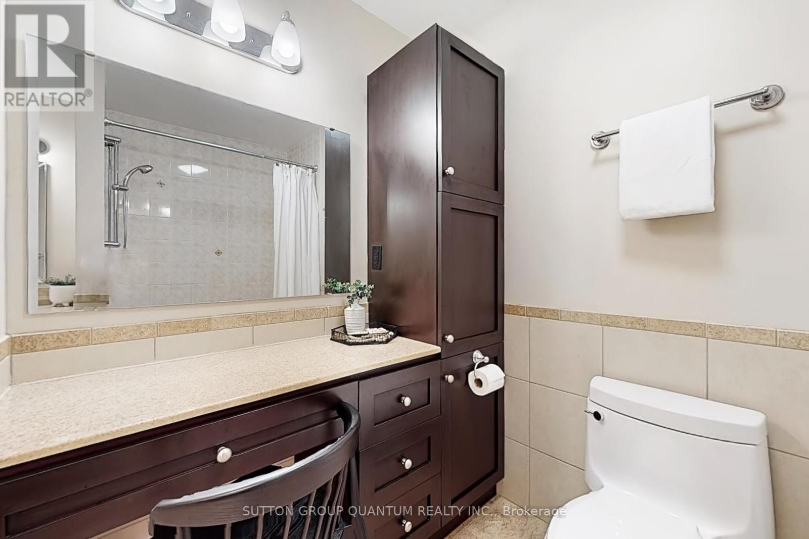 2469 Wooden Hill Circle, Oakville (Wt West Oak Trails), Ontario  L6M 4E3 - Photo 19 - W12209083