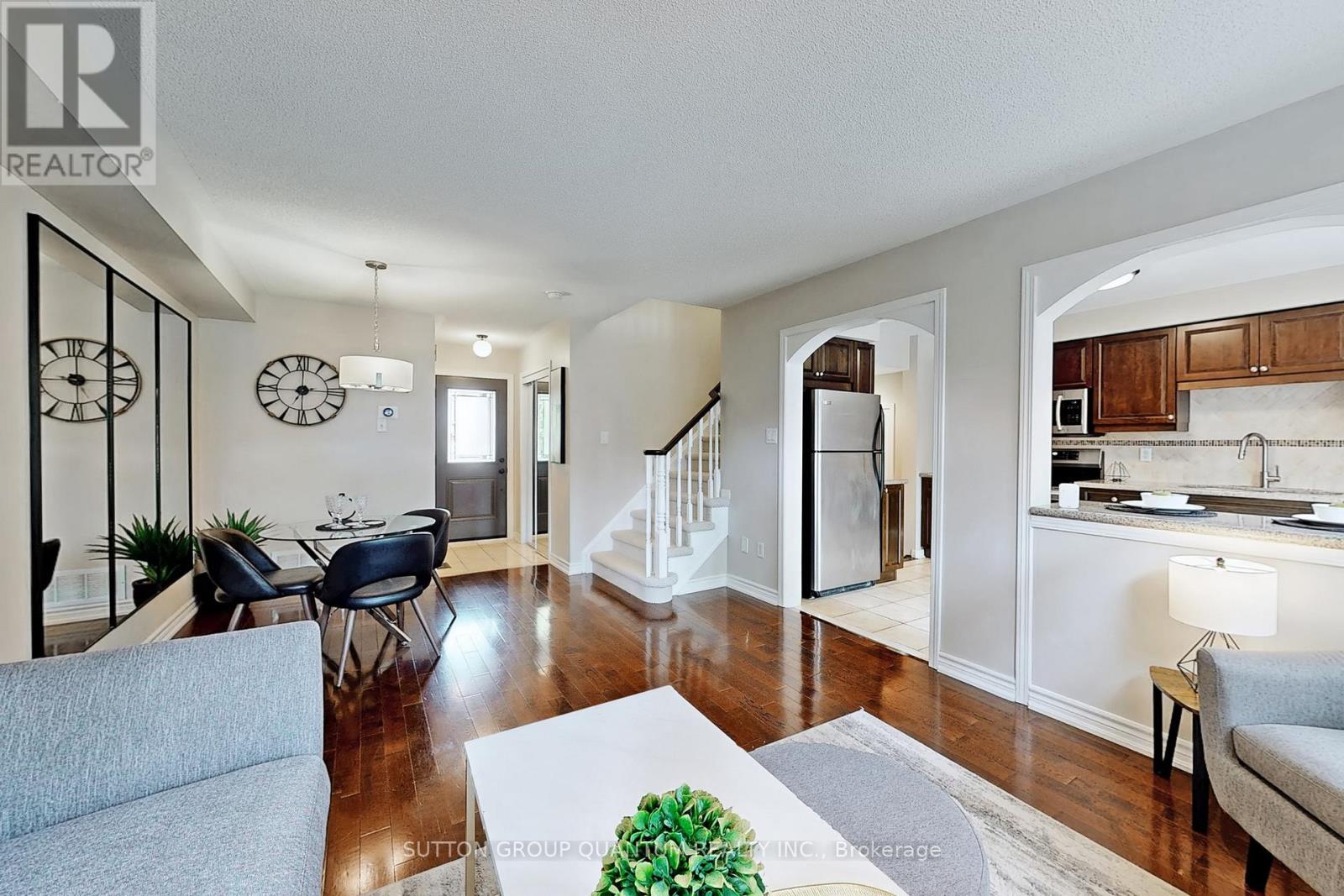 2469 Wooden Hill Circle, Oakville (Wt West Oak Trails), Ontario  L6M 4E3 - Photo 3 - W12209083