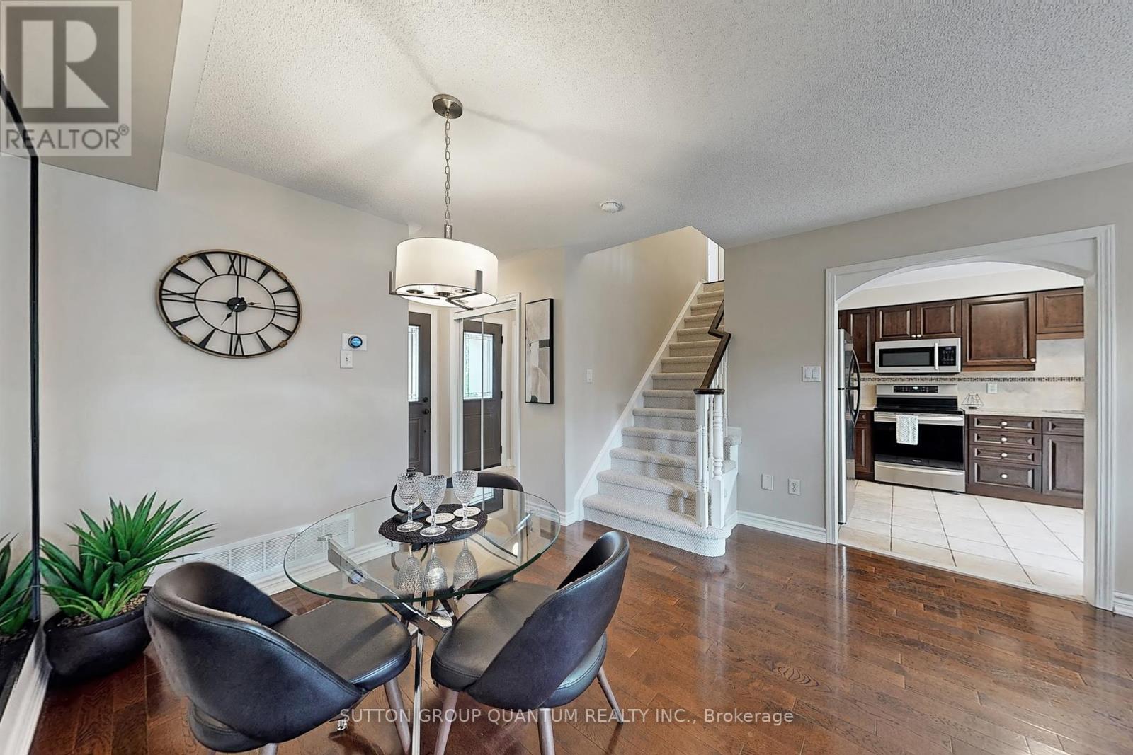 2469 Wooden Hill Circle, Oakville (Wt West Oak Trails), Ontario  L6M 4E3 - Photo 4 - W12209083