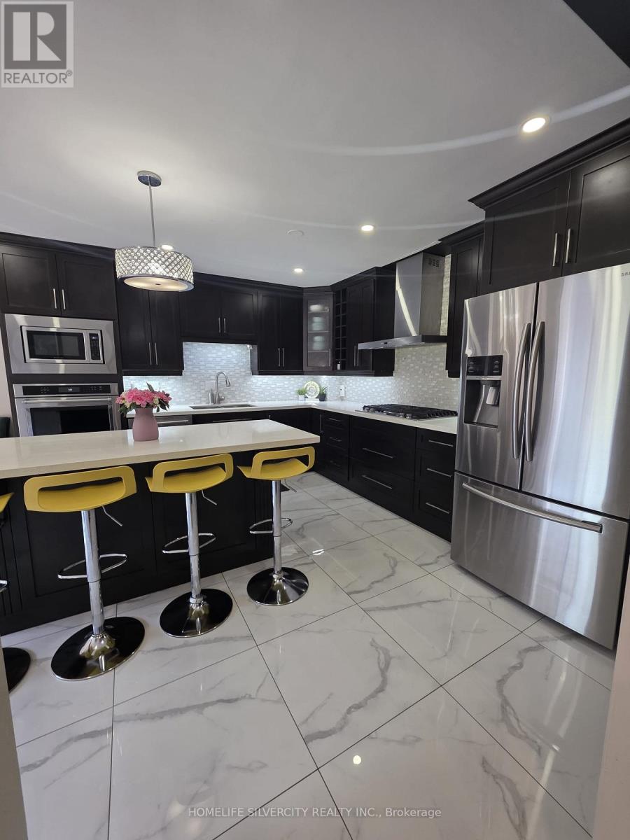 4800 Rosebush Road, Mississauga (East Credit), Ontario  L5M 5N1 - Photo 12 - W12209152