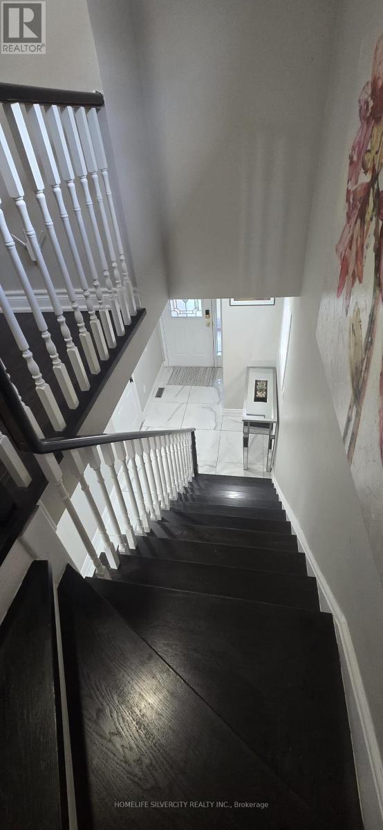 4800 Rosebush Road, Mississauga (East Credit), Ontario  L5M 5N1 - Photo 17 - W12209152