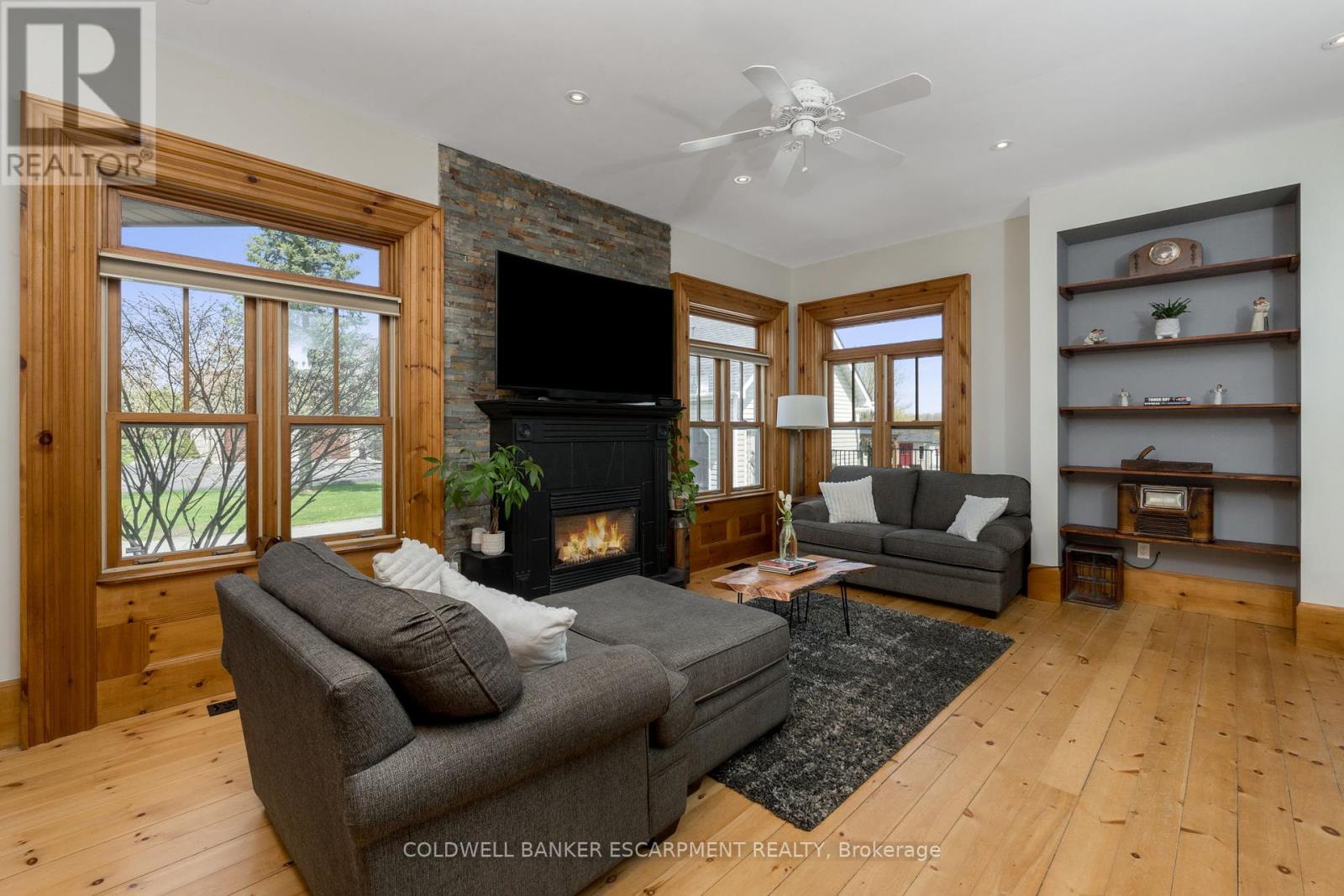 13467 Fourth Line N, Halton Hills (Rural Halton Hills), Ontario  L7J 2L8 - Photo 12 - W12209191