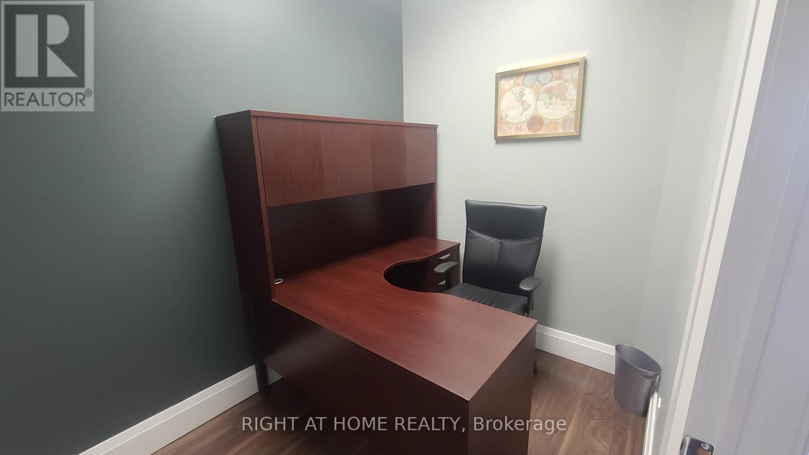 104 - 49 Hillcrest Avenue, Brampton (Queen Street Corridor), Ontario  L6W 4V4 - Photo 34 - W12209193