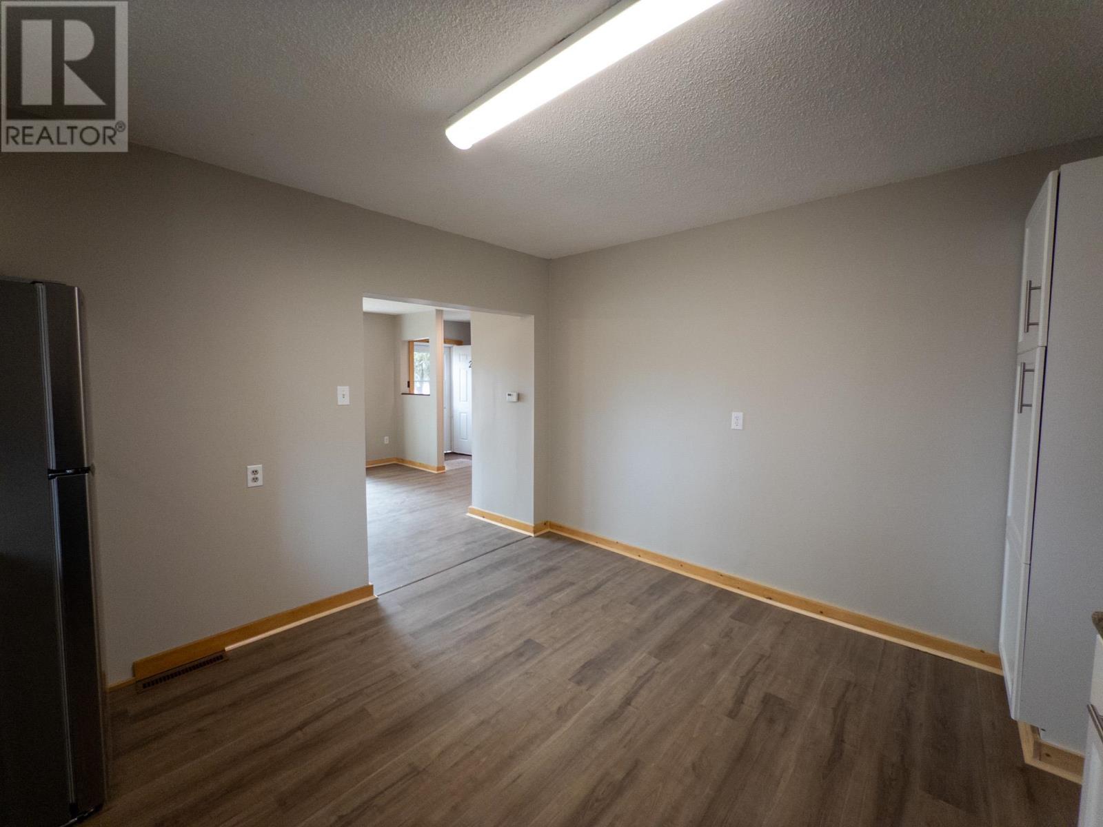 2 Mcquillan Street, Kenora, Ontario  P9N 3S5 - Photo 10 - TB250852