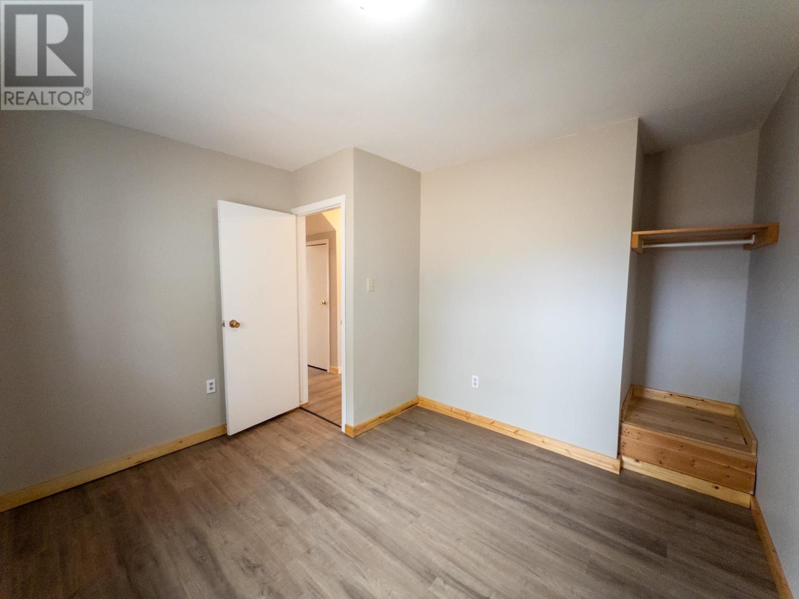 2 Mcquillan Street, Kenora, Ontario  P9N 3S5 - Photo 15 - TB250852