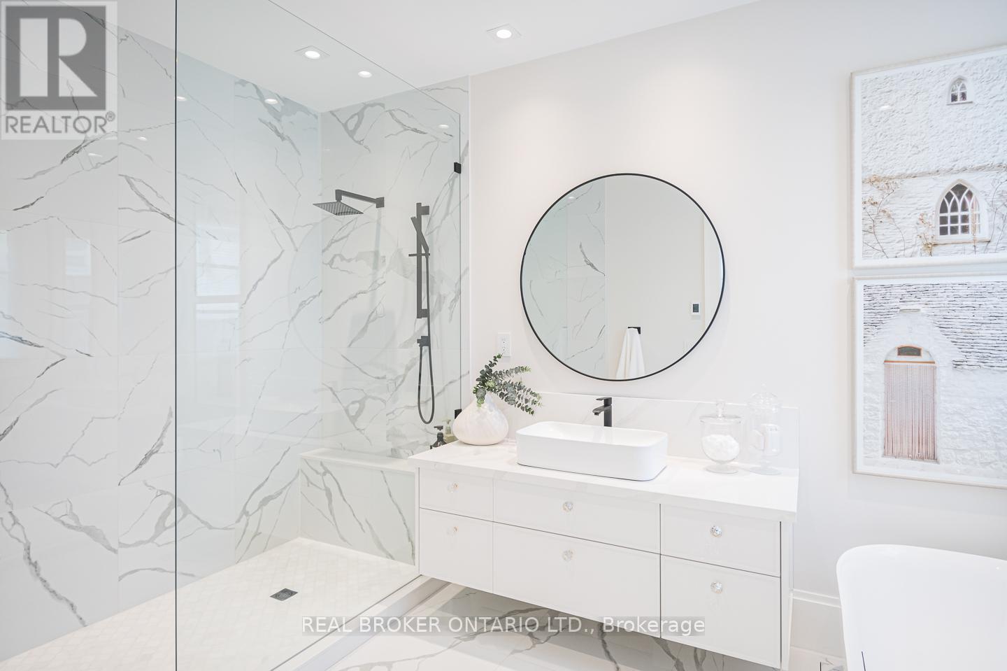 307 Martin Street, Milton (Om Old Milton), Ontario  L9T 2R7 - Photo 24 - W12209202