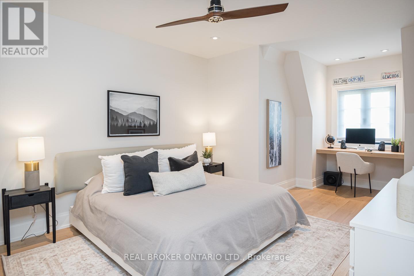 307 Martin Street, Milton (Om Old Milton), Ontario  L9T 2R7 - Photo 29 - W12209202