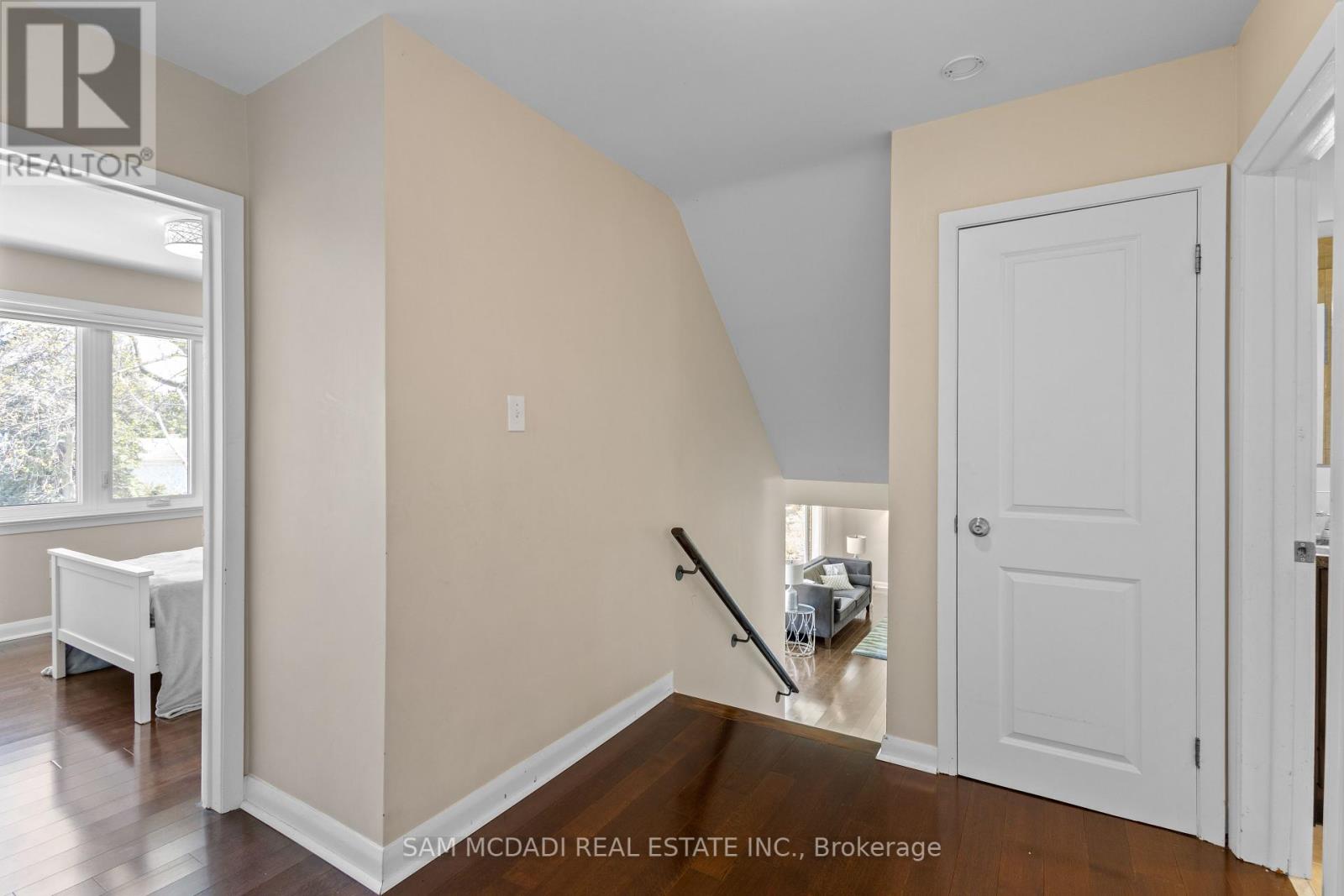 1639 Truscott Drive, Mississauga (Lorne Park), Ontario  L5J 1Z5 - Photo 15 - W12209219