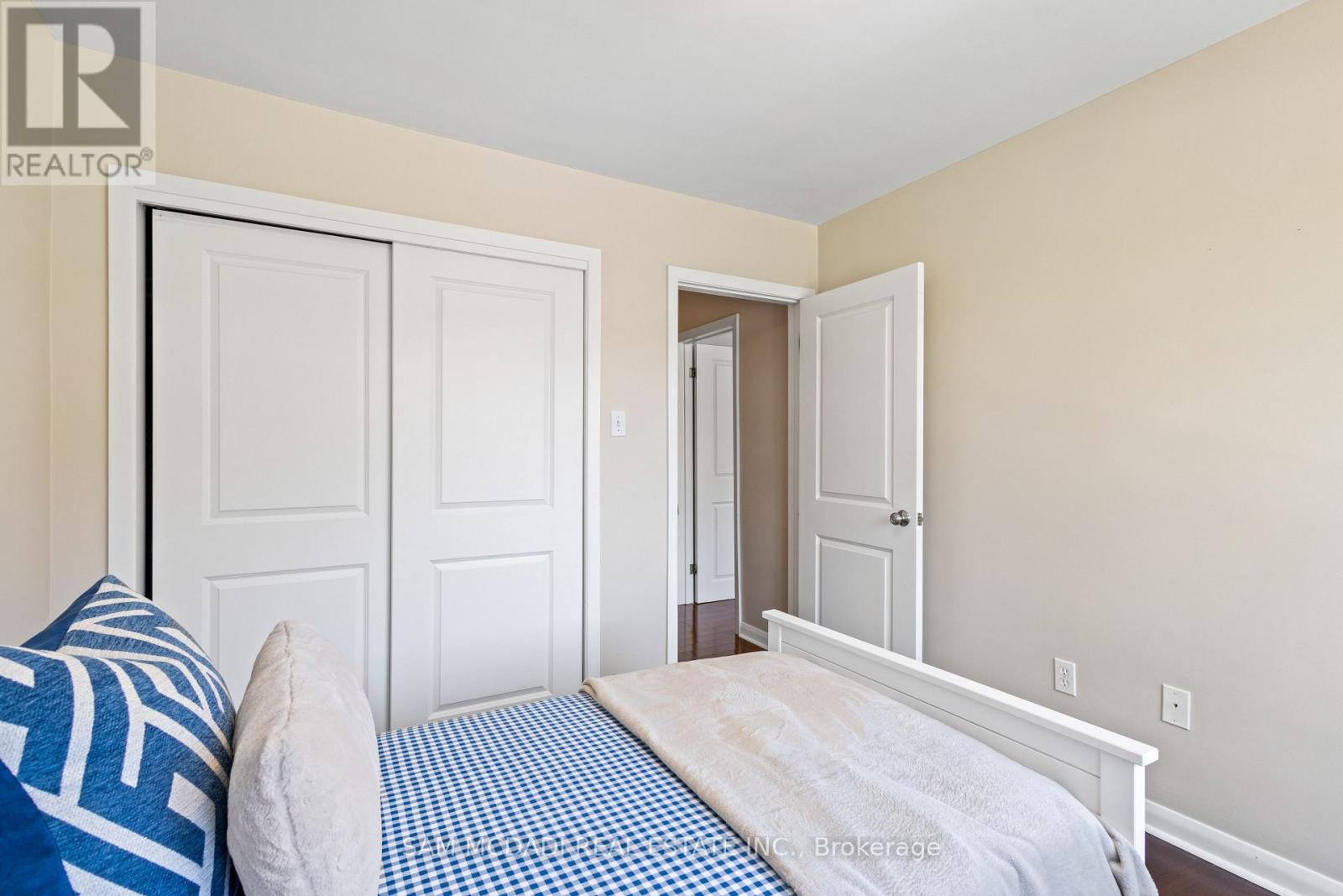 1639 Truscott Drive, Mississauga (Lorne Park), Ontario  L5J 1Z5 - Photo 23 - W12209219