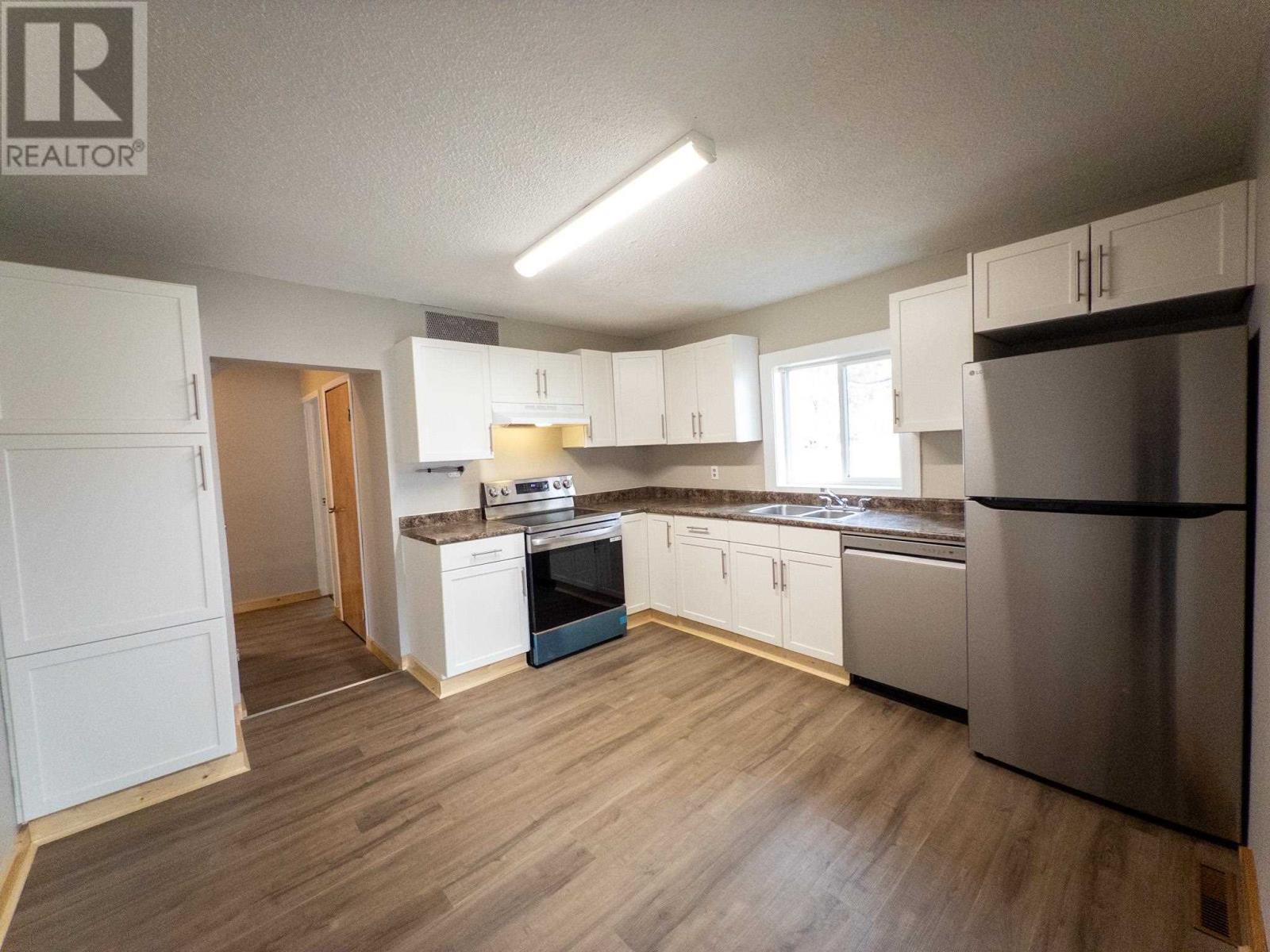 2 Mcquillan Street, Kenora, Ontario  P9N 3S5 - Photo 7 - TB250852