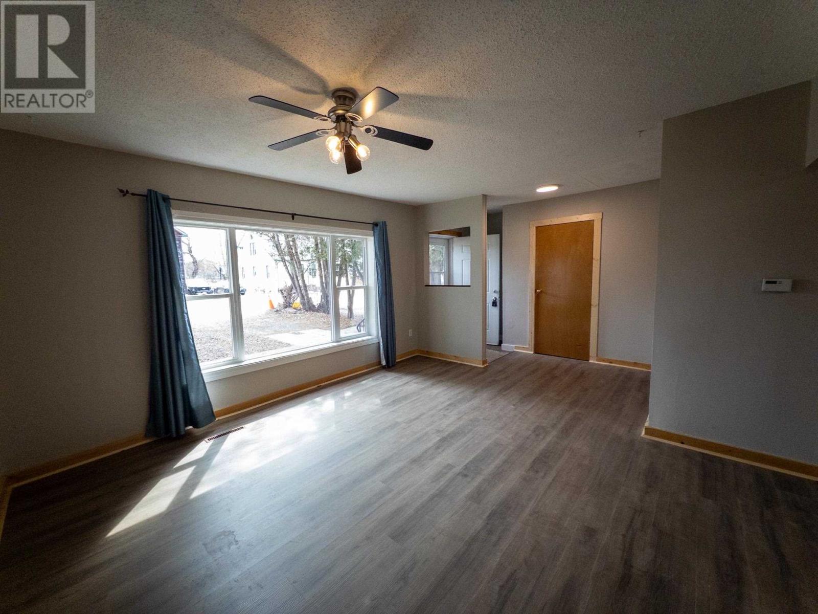 2 Mcquillan Street, Kenora, Ontario  P9N 3S5 - Photo 6 - TB250852