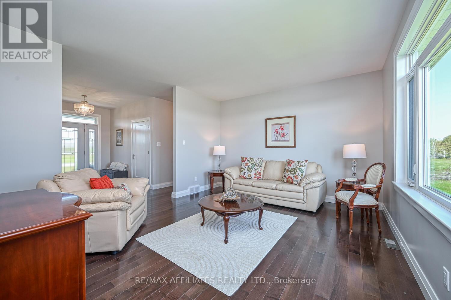 2064 Rosedale Road N, Montague, Ontario  K7A 0A2 - Photo 9 - X12209267