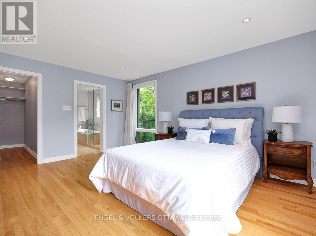 170 Sandridge Road, Ottawa, Ontario  K1L 5A1 - Photo 24 - X12209325
