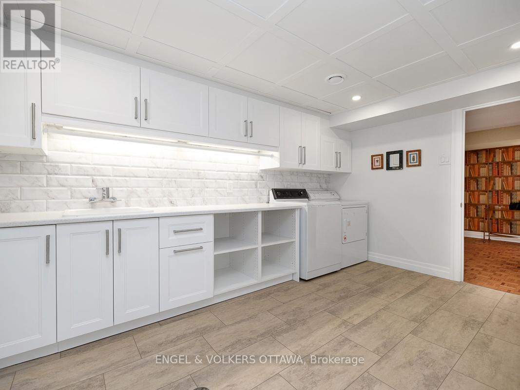 170 Sandridge Road, Ottawa, Ontario  K1L 5A1 - Photo 40 - X12209325