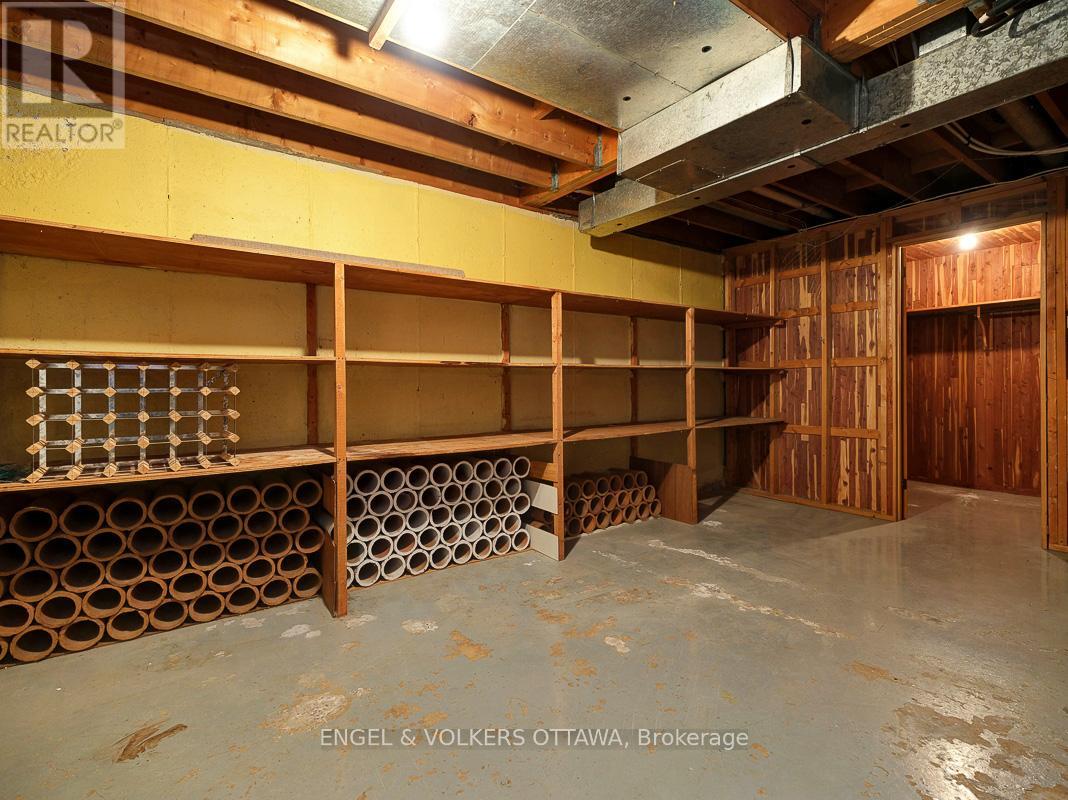 170 Sandridge Road, Ottawa, Ontario  K1L 5A1 - Photo 41 - X12209325