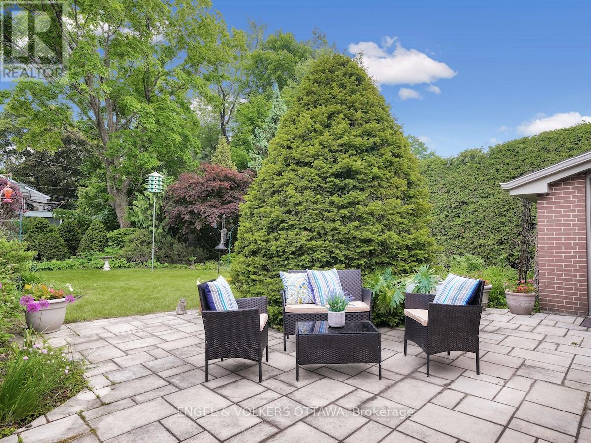 170 Sandridge Road, Ottawa, Ontario  K1L 5A1 - Photo 50 - X12209325