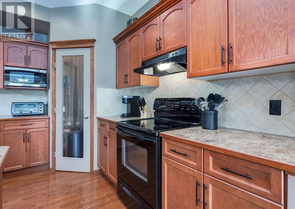 102 Tuscany Ridge Heights Nw, Calgary, Alberta  T3L 3C1 - Photo 6 - A2227875