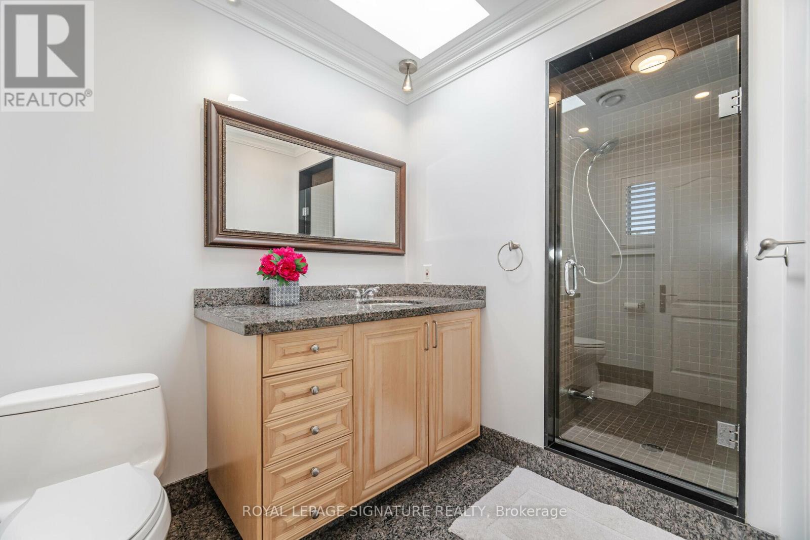 762 Vermouth Avenue, Mississauga, Ontario  L5A 3T3 - Photo 25 - W12149749