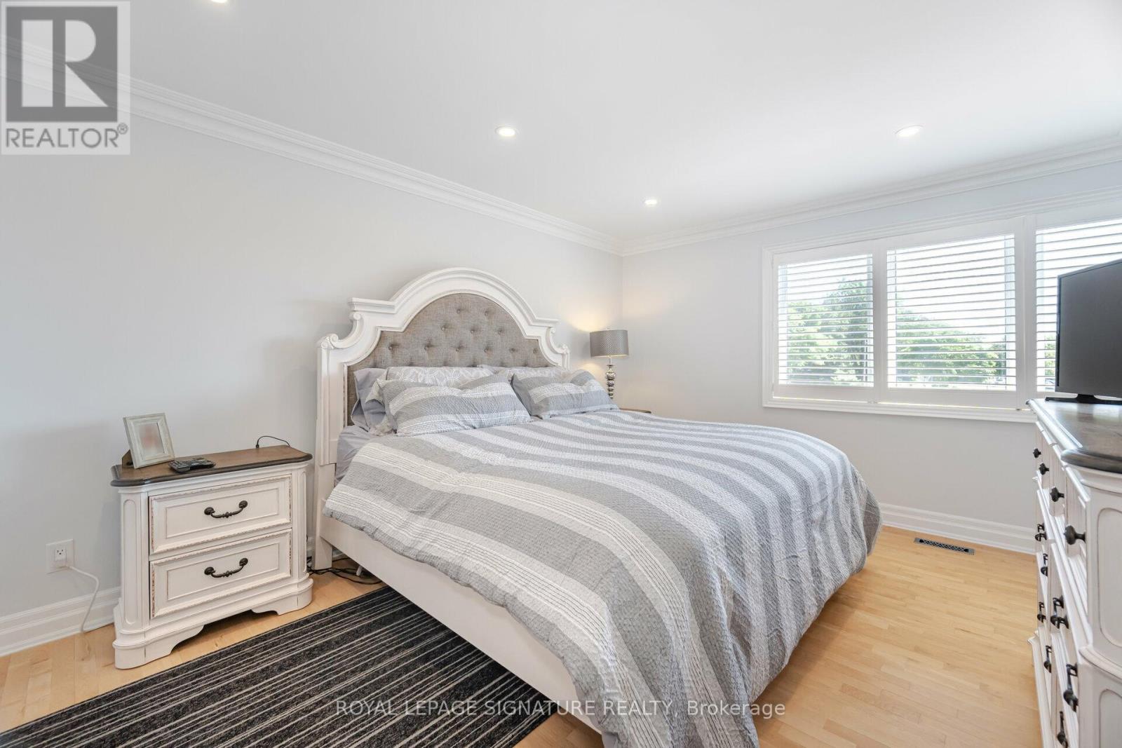 762 Vermouth Avenue, Mississauga, Ontario  L5A 3T3 - Photo 19 - W12149749