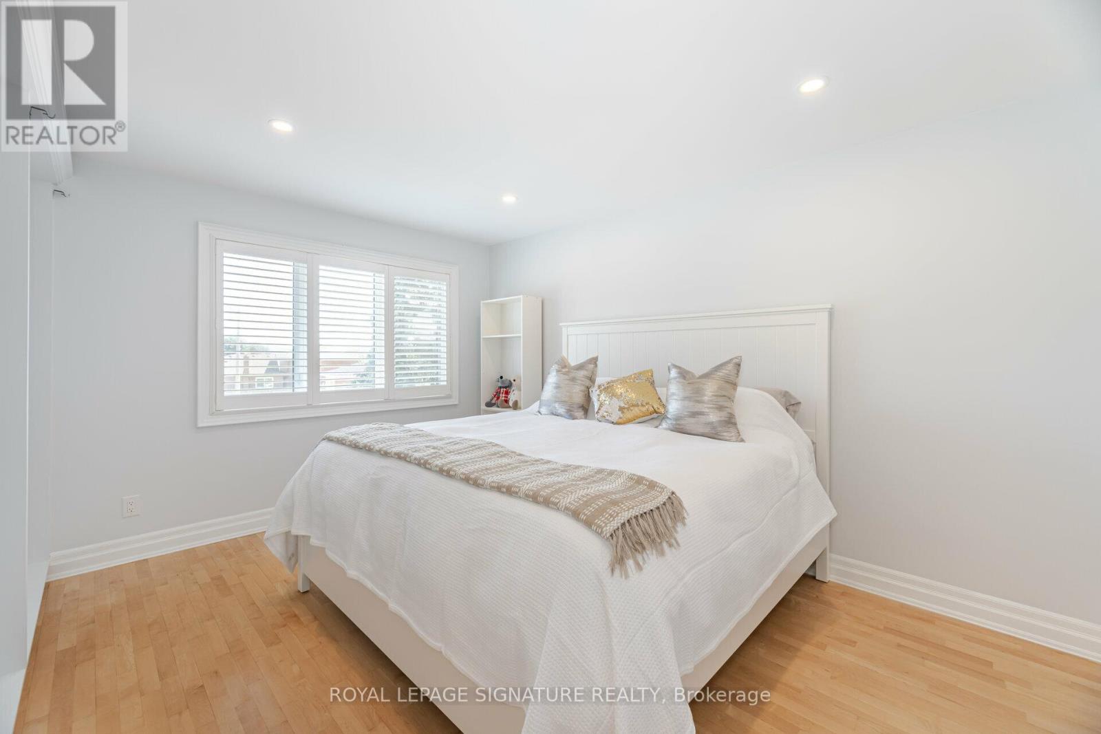 762 Vermouth Avenue, Mississauga, Ontario  L5A 3T3 - Photo 23 - W12149749