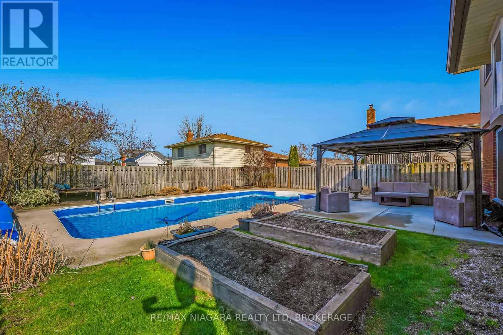 7639 Jubilee Drive, Niagara Falls (Marineland), Ontario  L2G 7M4 - Photo 28 - X12209310