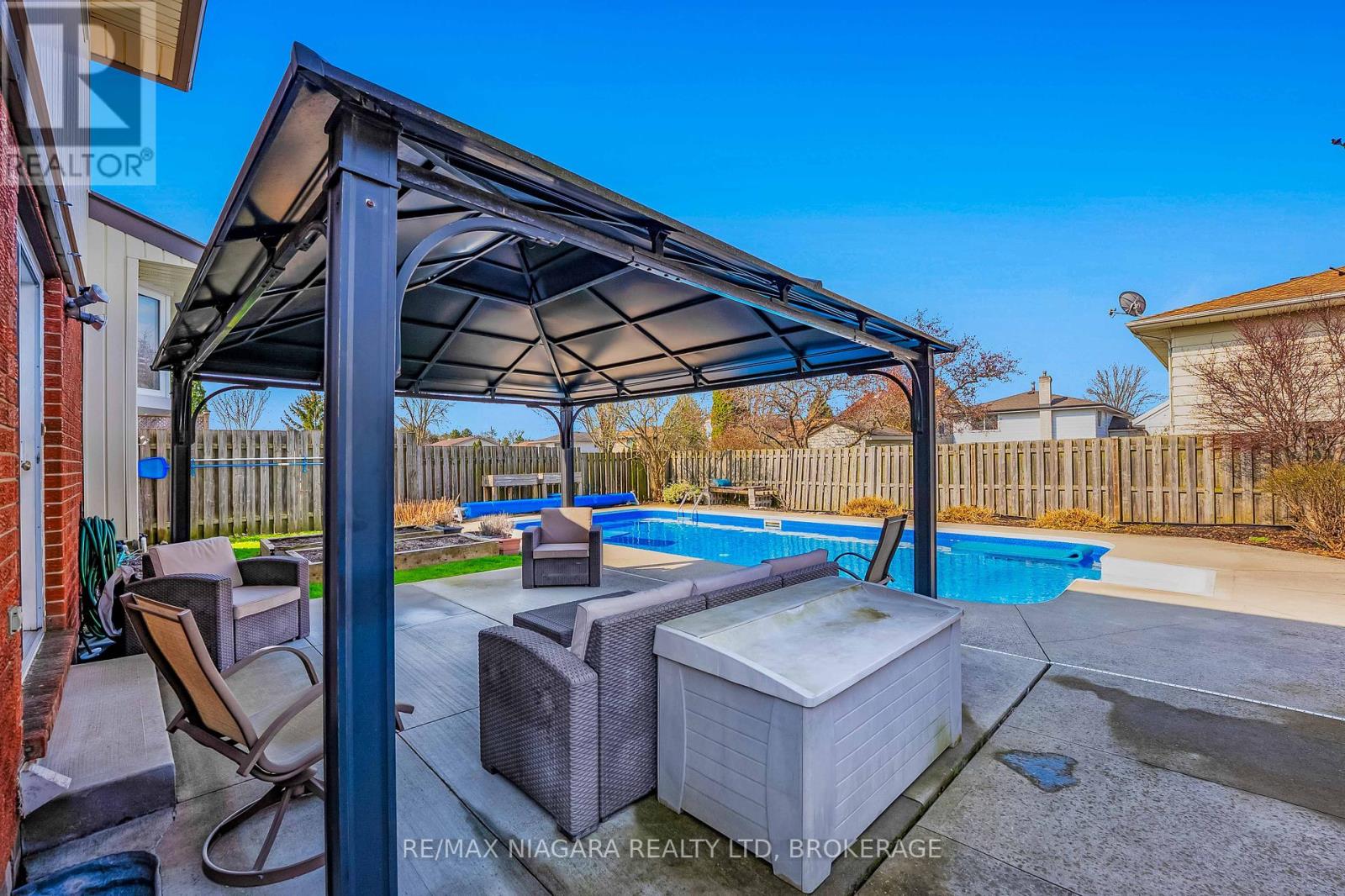 7639 Jubilee Drive, Niagara Falls (Marineland), Ontario  L2G 7M4 - Photo 30 - X12209310