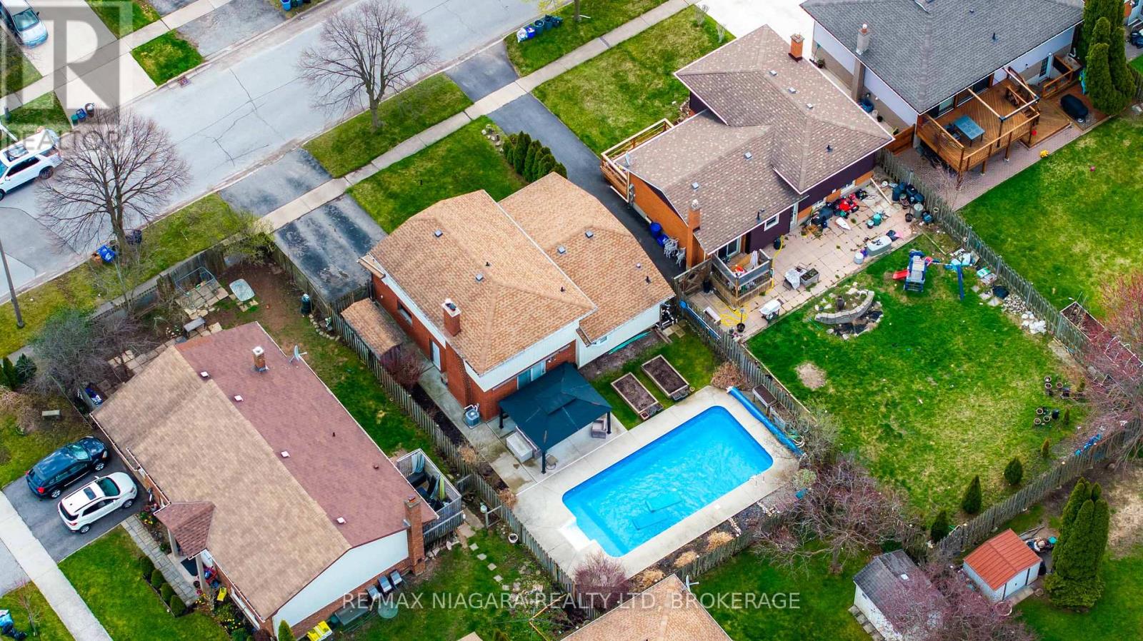 7639 Jubilee Drive, Niagara Falls (Marineland), Ontario  L2G 7M4 - Photo 33 - X12209310