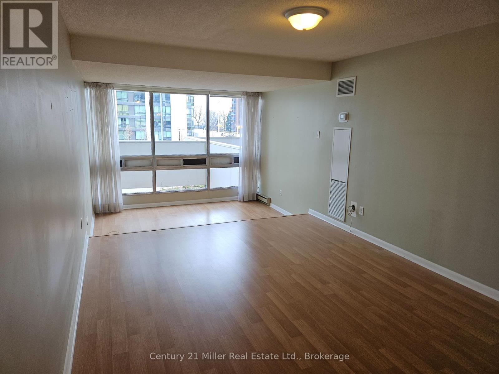 203 - 2185 Marine Drive, Oakville, Ontario  L6L 5L6 - Photo 23 - W12209294