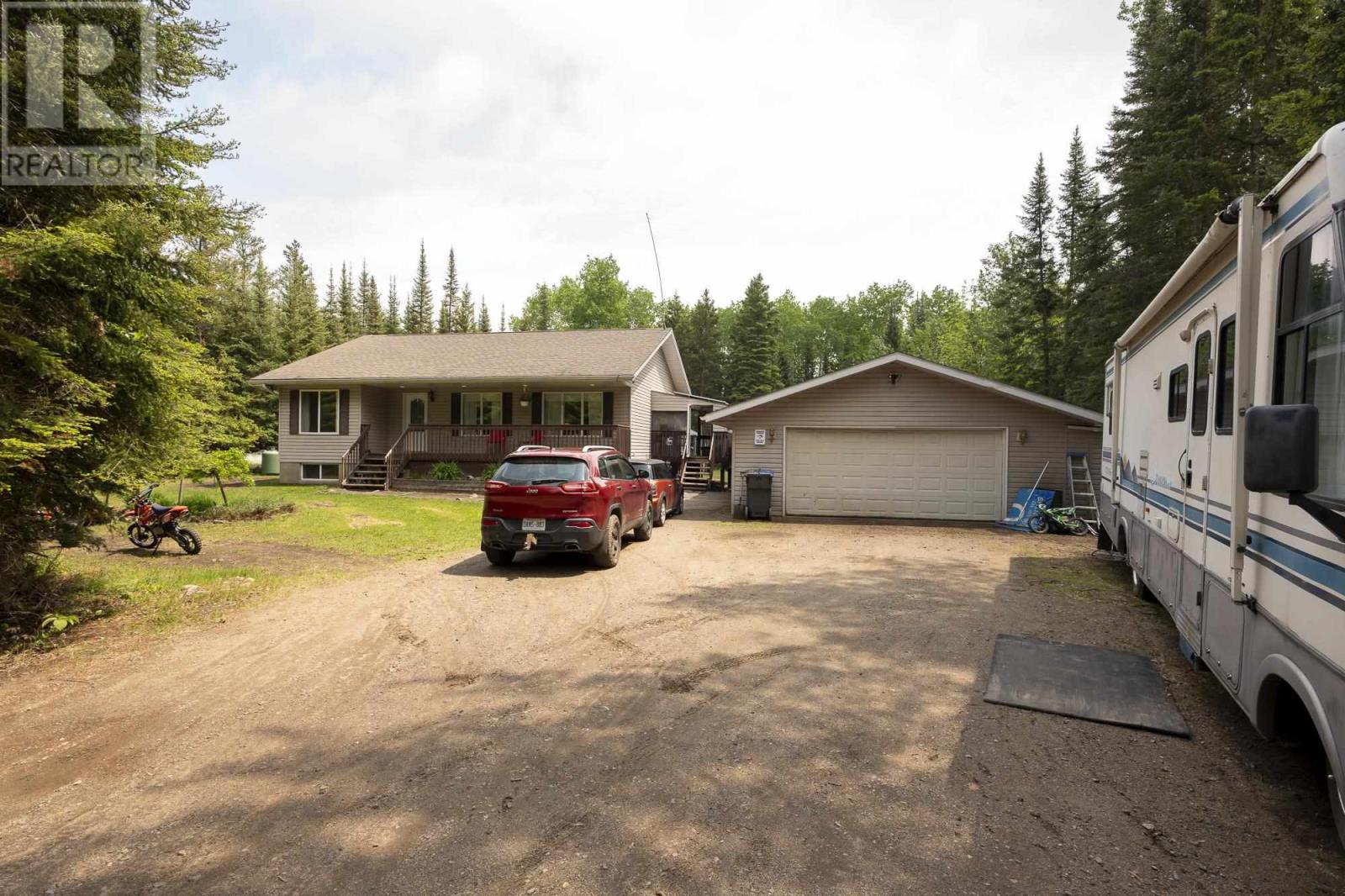 4650 25th Side Rd, Thunder Bay, Ontario  P7K 1E9 - Photo 2 - TB251609