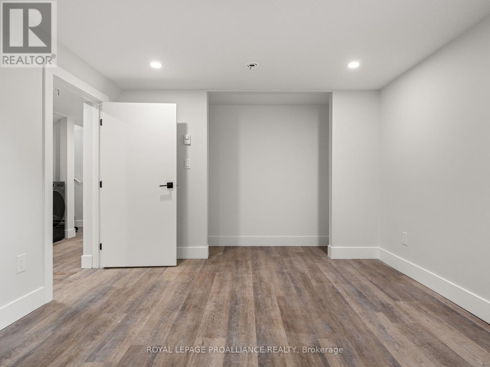 Lower-Level - 160 Munroe Street, Cobourg, Ontario  K9A 1C1 - Photo 16 - X12185184