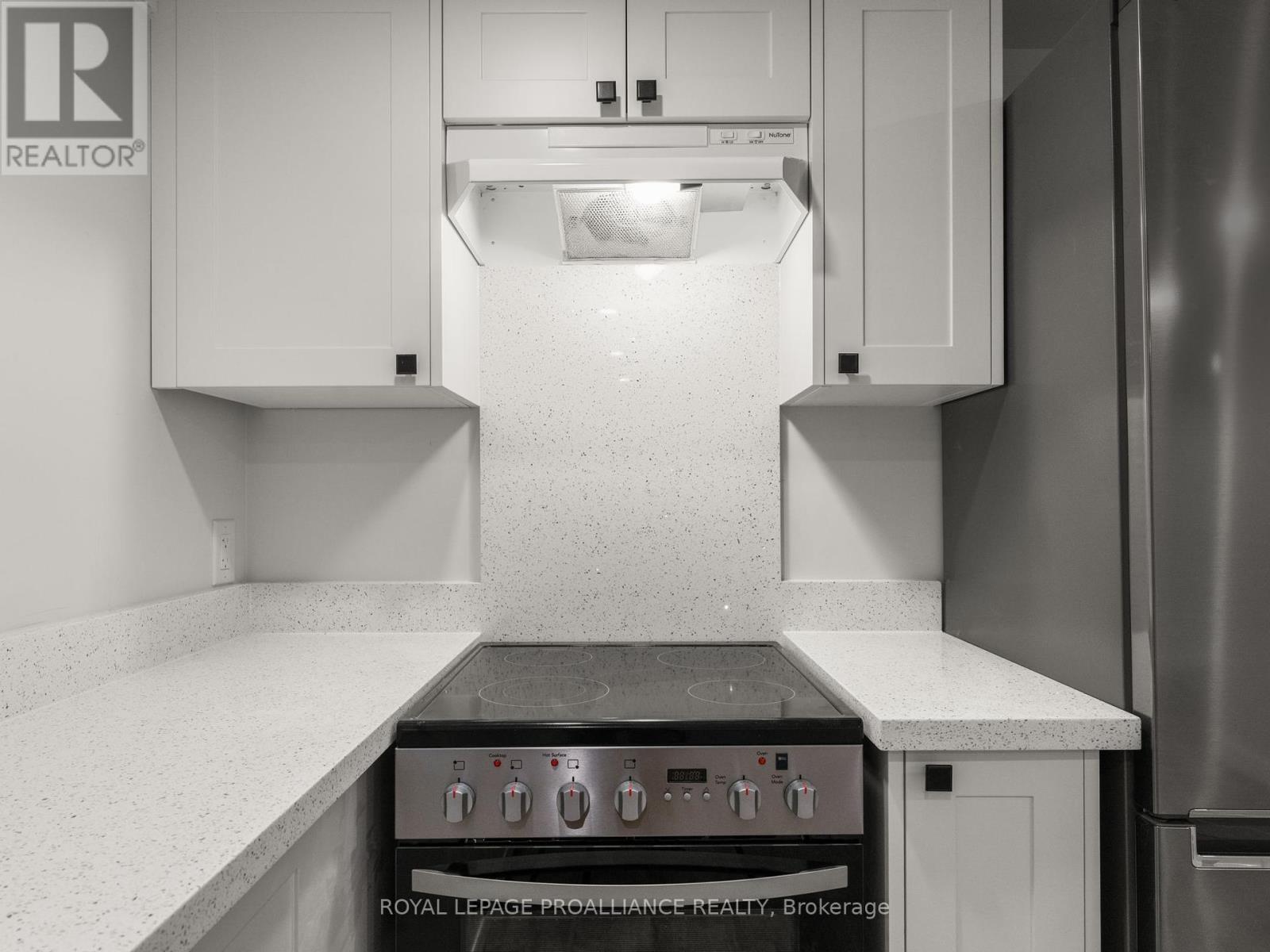 Lower-Level - 160 Munroe Street, Cobourg, Ontario  K9A 1C1 - Photo 9 - X12185184