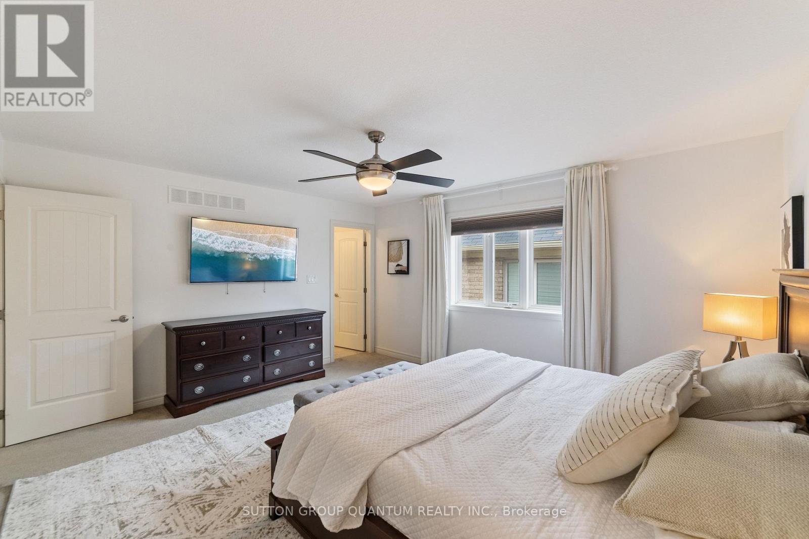 80 Lorne Avenue, Grimsby, Ontario  L3M 0C7 - Photo 13 - X12208767
