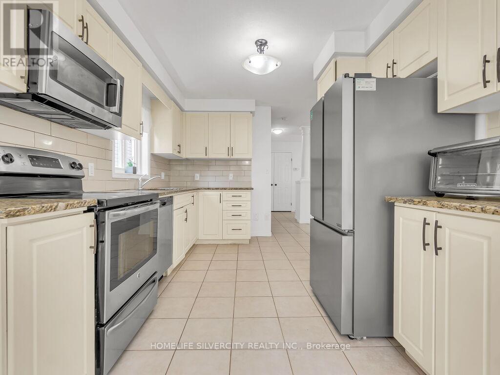 434 Woodbine Avenue, Kitchener, Ontario  N2R 0A6 - Photo 14 - X12208864
