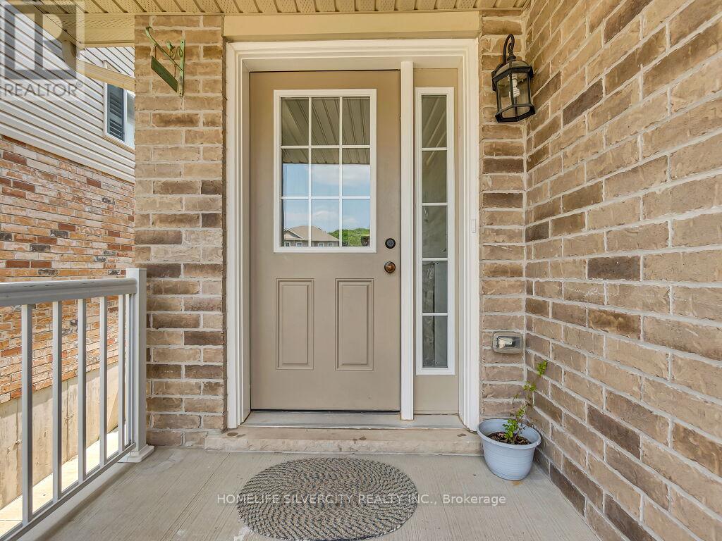 434 Woodbine Avenue, Kitchener, Ontario  N2R 0A6 - Photo 2 - X12208864