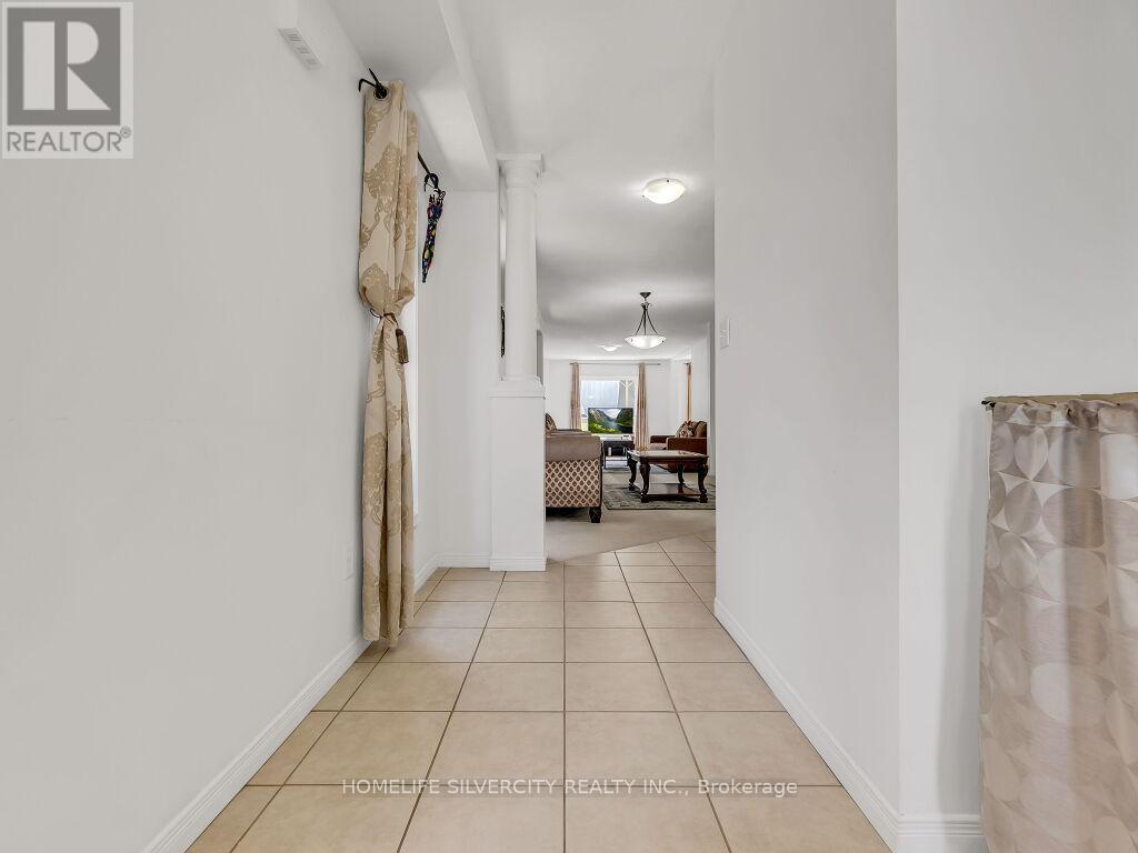 434 Woodbine Avenue, Kitchener, Ontario  N2R 0A6 - Photo 3 - X12208864