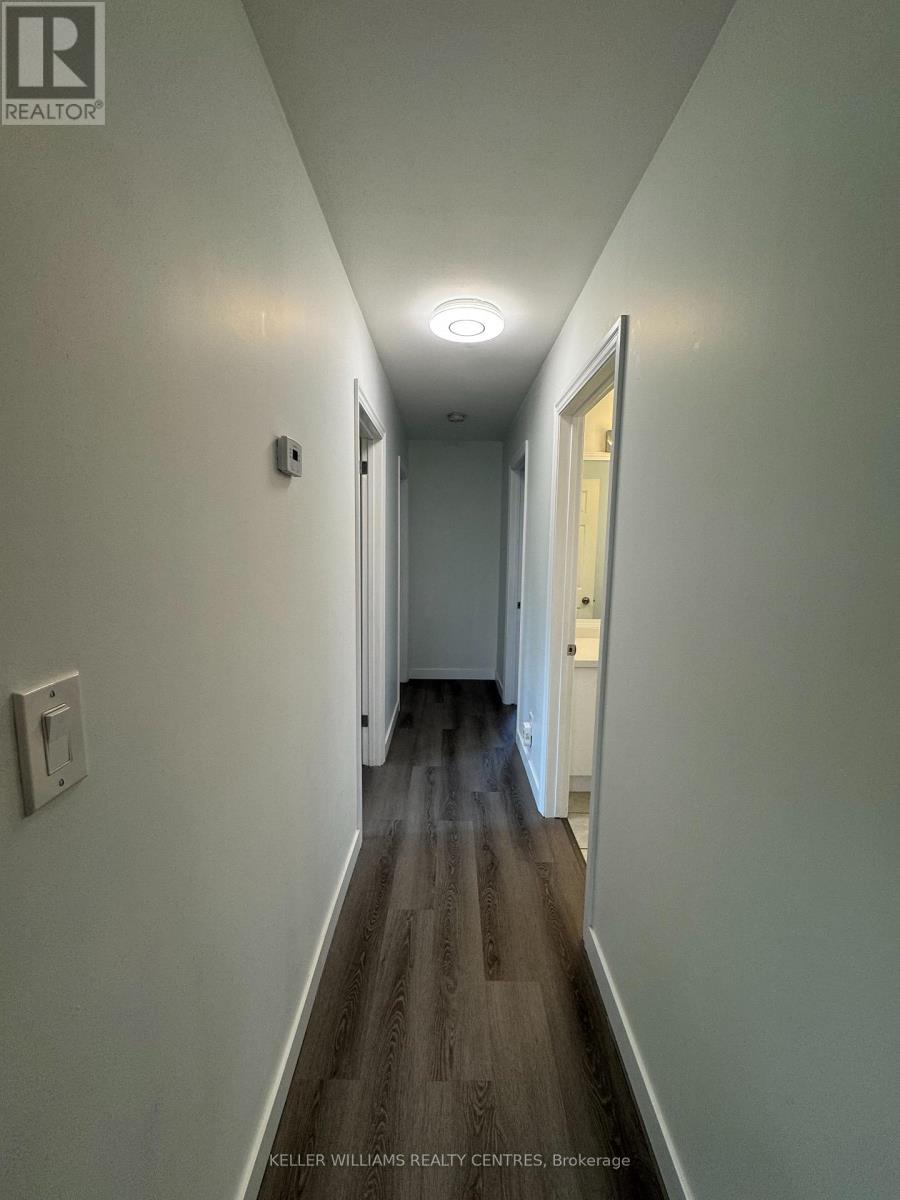 6131 Valley Way, Niagara Falls, Ontario  L2E 1X9 - Photo 12 - X12208893