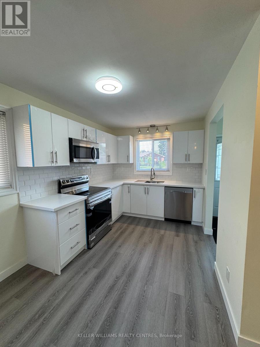 6131 Valley Way, Niagara Falls, Ontario  L2E 1X9 - Photo 3 - X12208893