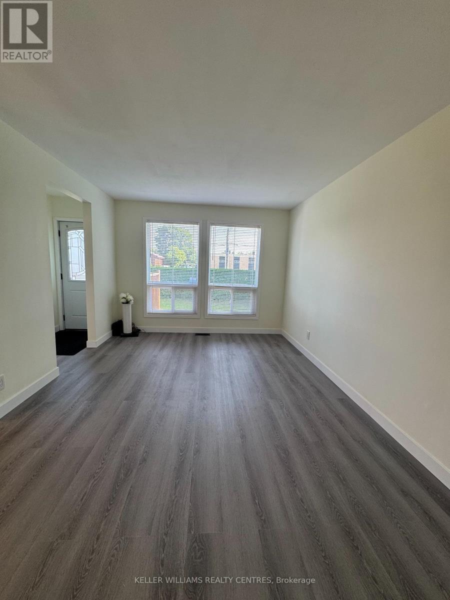 6131 Valley Way, Niagara Falls, Ontario  L2E 1X9 - Photo 8 - X12208893