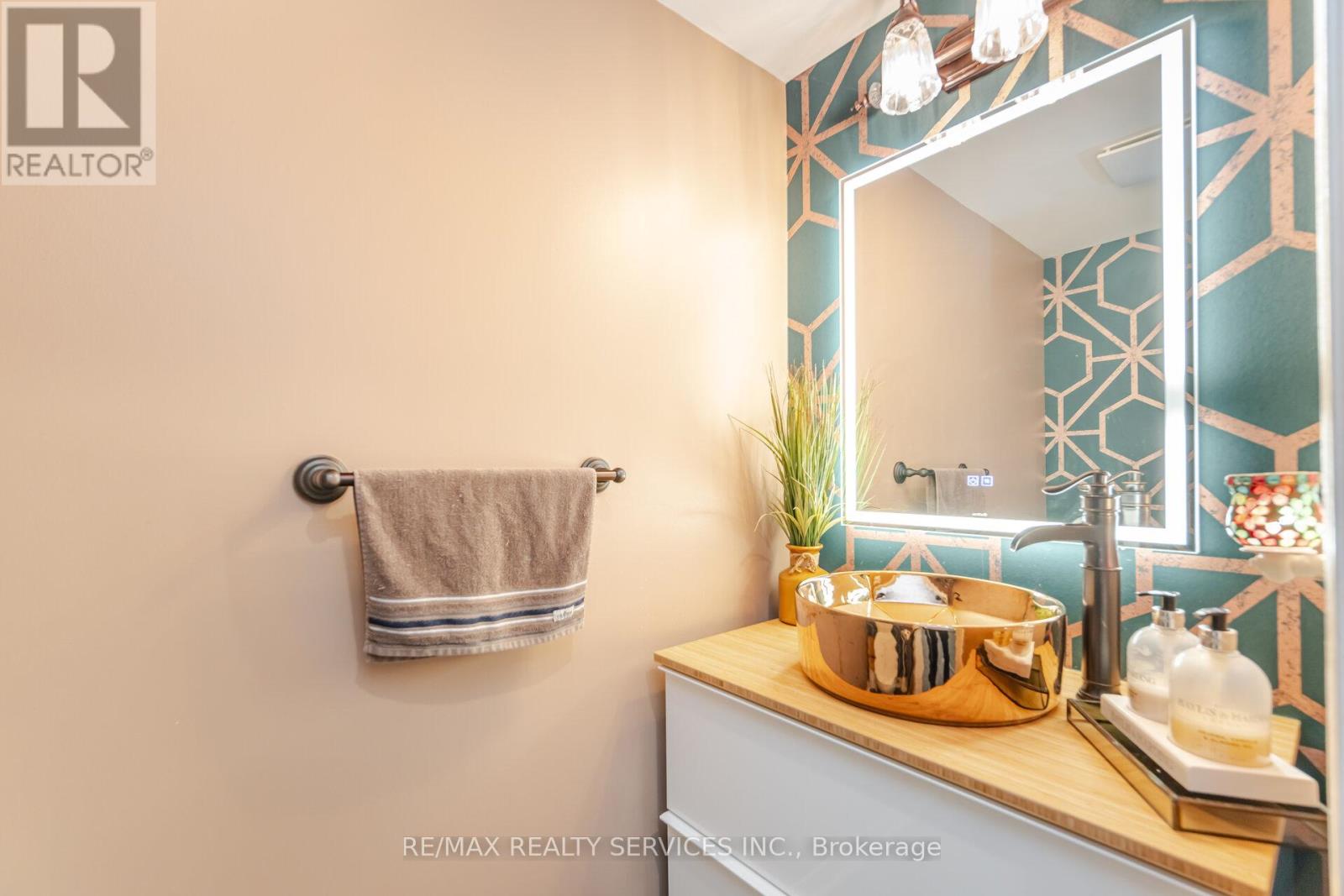 23 Fenwick Place, Hamilton, Ontario  L8B 0P5 - Photo 20 - X12208923